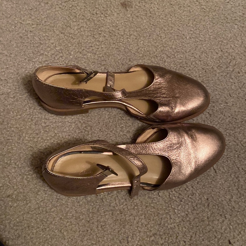 Clarks Gold Oxford shoes